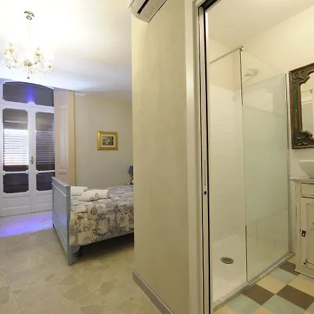 Bed & Breakfast Angioino &