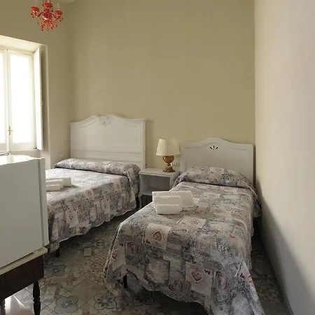 Angioino & 2* Napoli