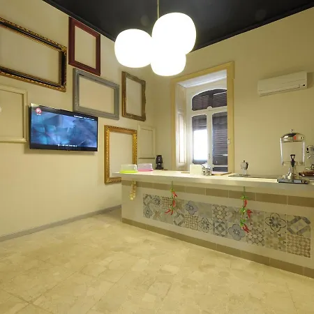 Angioino & Bed & Breakfast 2*